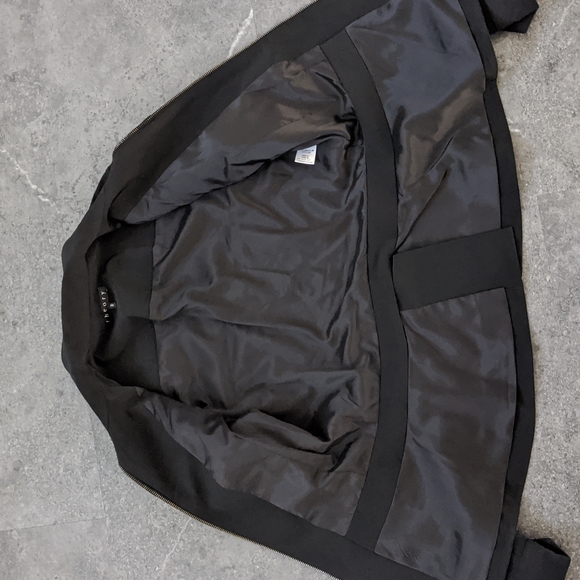 Theory Lightweight Jacket - Picture 8 of 13